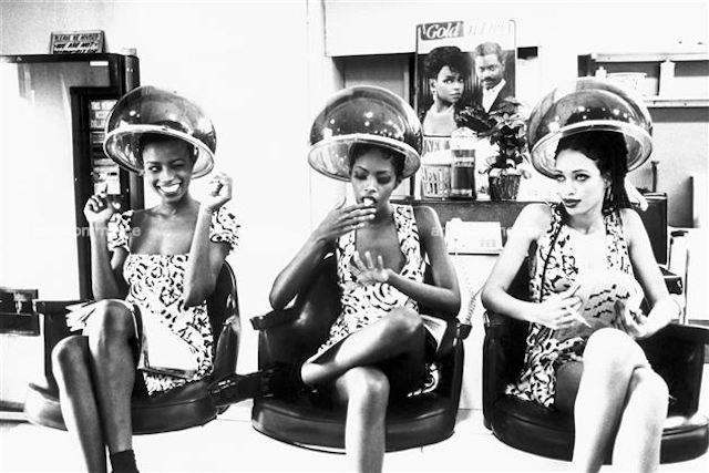  Hairdressing Job offer Plusieurs Coiffeurs/ses Spécialistes Afro